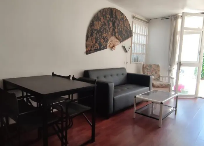 Beautiful Apartment, Swimming Pool And 1 *