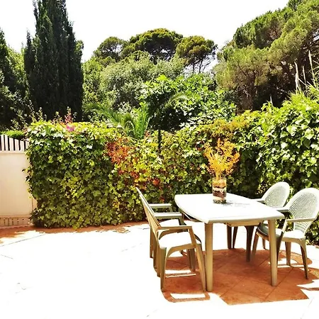 Beautiful Apartment, Swimming Pool And 1 Apartamento